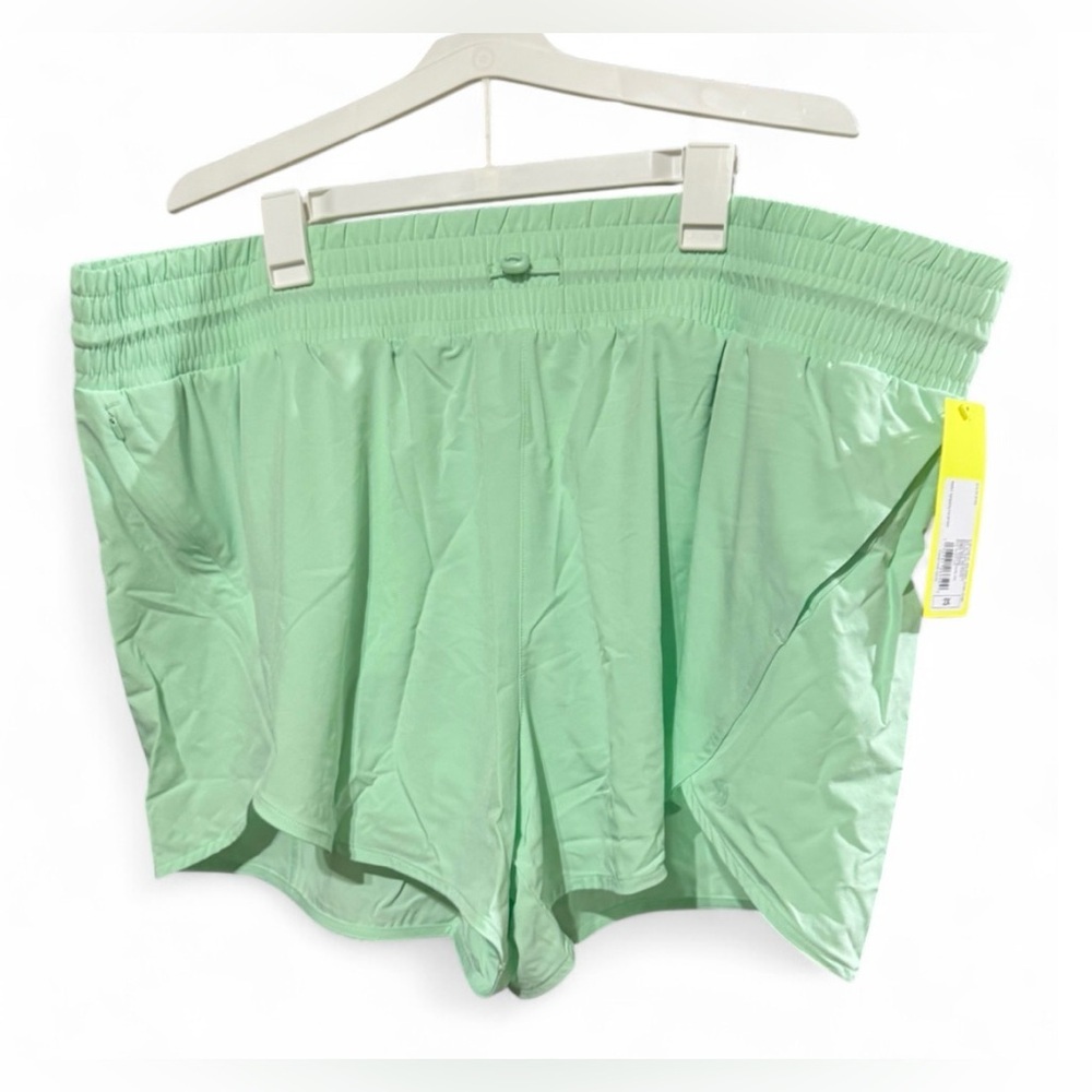 Size XXL All in Motion Light Green Athletic Shorts